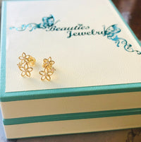 14k Gold Diamond Flower Earrings, Dainty Gold Earrings, Minimalist Earrings, Cute Earrings, Flower Earrings, Girls Earrings