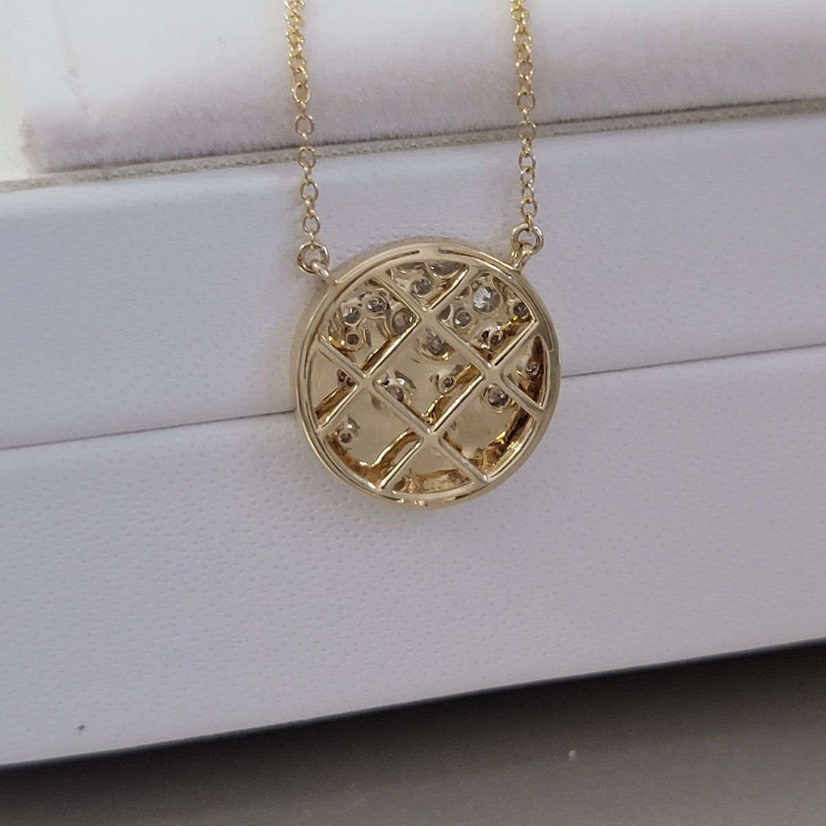 Diamond Circle Disc Necklace in 14k Solid Gold, Round Shaped Multi Stone Anniversary Pendant, Stackable Tiny Coin Jewelry, Wedding Chain Set