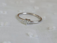 Heart-Shape Diamond (0.16 Ct .Tw) Solitaire Ring