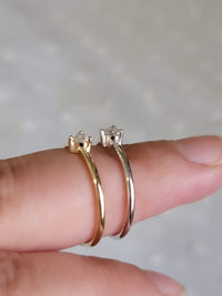 Heart-Shape Diamond (0.16 Ct .Tw) Solitaire Ring