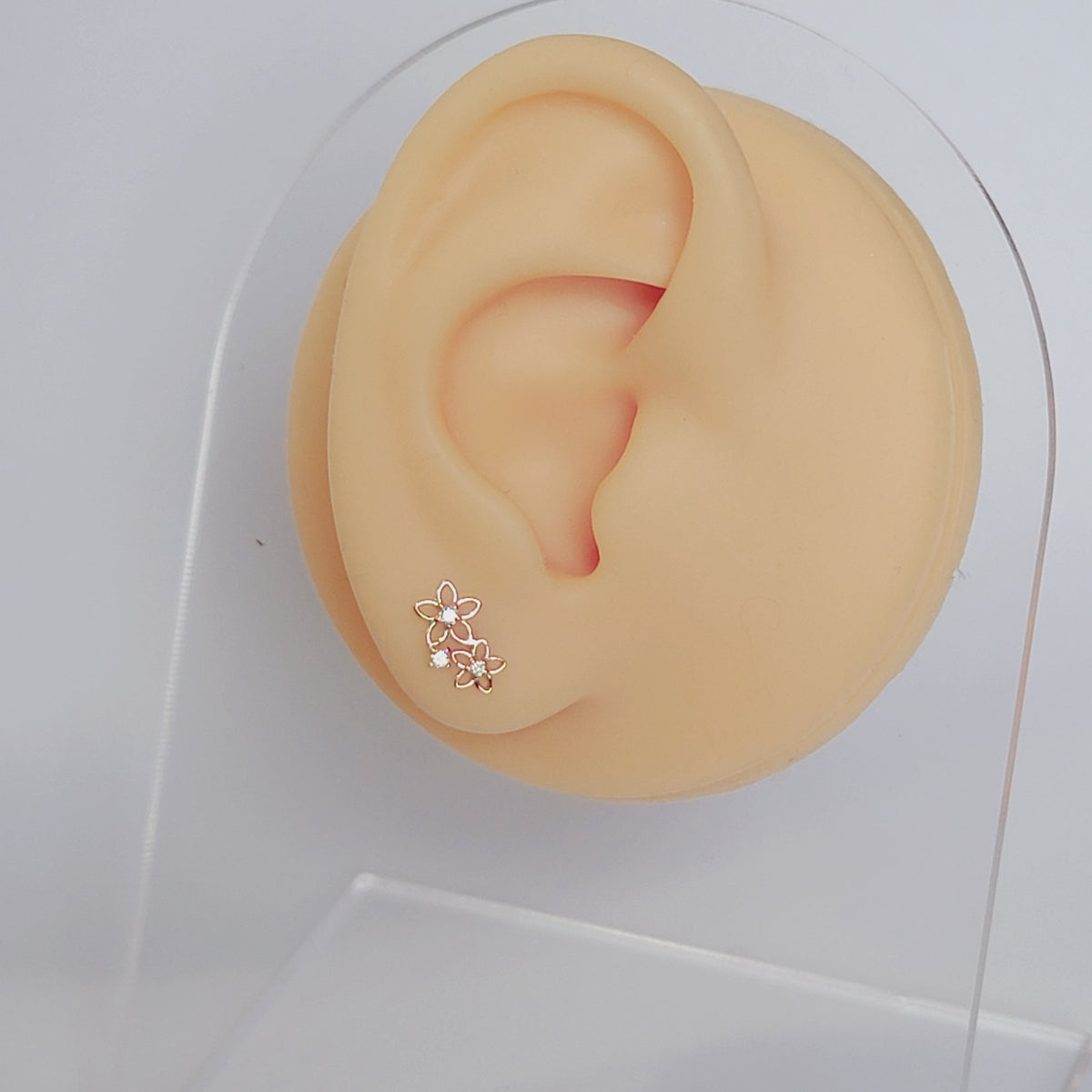 14k Gold Diamond Flower Earrings, Dainty Gold Earrings, Minimalist Earrings, Cute Earrings, Flower Earrings, Girls Earrings