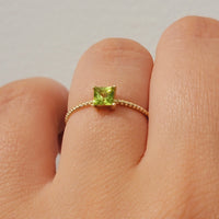 14k Solid Gold Peridot Ring, Solitaire Peridot Ring, August Birthstone , Birthstone Ring, Dainty Gemstone Ring, 4mm Square Peridot, White
