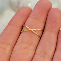 14k Gold Elegant Crisscross  Ring with Diamond Accent
