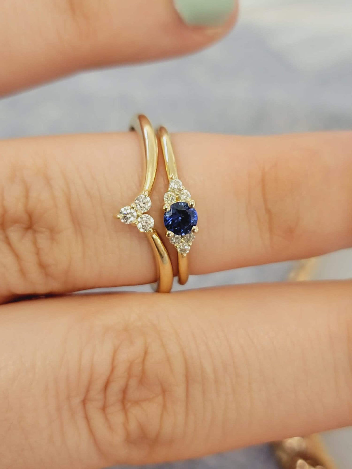 Solitaire Round Blue Sapphire and Diamond Promise Ring(0.09 Ct. TW.)