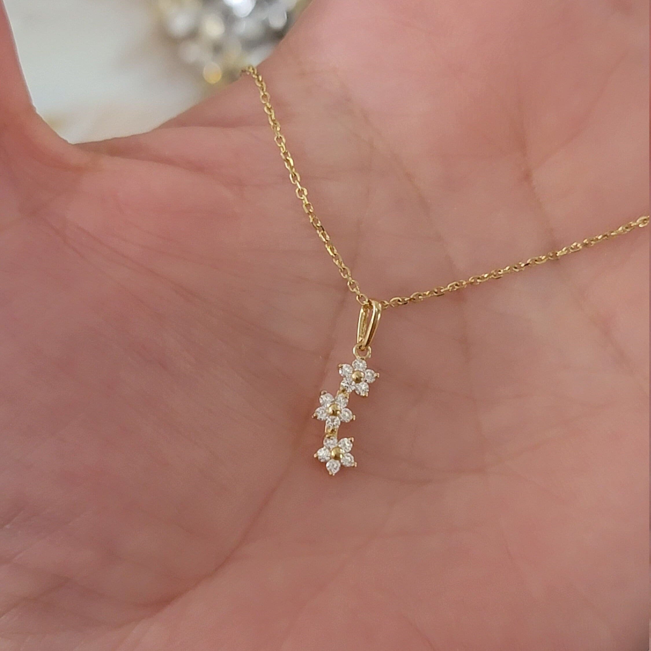 14K Yellow Gold Diamond Necklace, Diamond Flower Necklace for Women, Natural Diamond Charm Necklace, Dainty Necklace, Minimalist Necklace