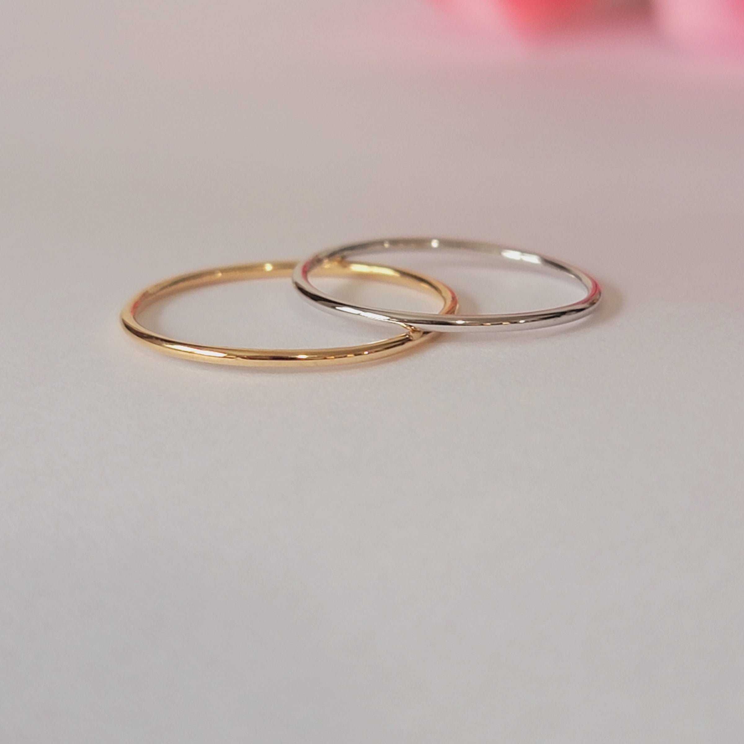14k Solid Gold Thin Wedding Band, Minimalist Wedding Ring for Women, Simple Plain Ring, Dainty Gold Ring, Delicate Everyday Gold Ring