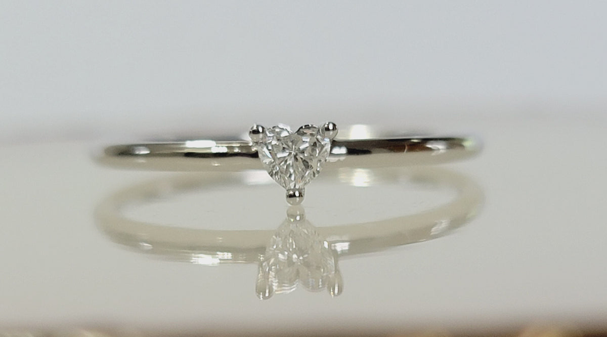 Heart-Shape Diamond (0.16 Ct .Tw) Solitaire Ring