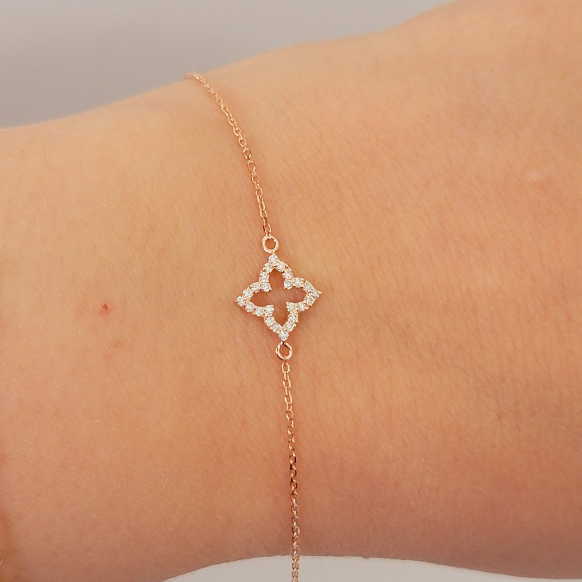 14k Gold Diamond Clover Bracelet: Dainty Good Luck Charm