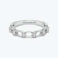 14K Gold Diamond Link Ring – Timeless Elegance