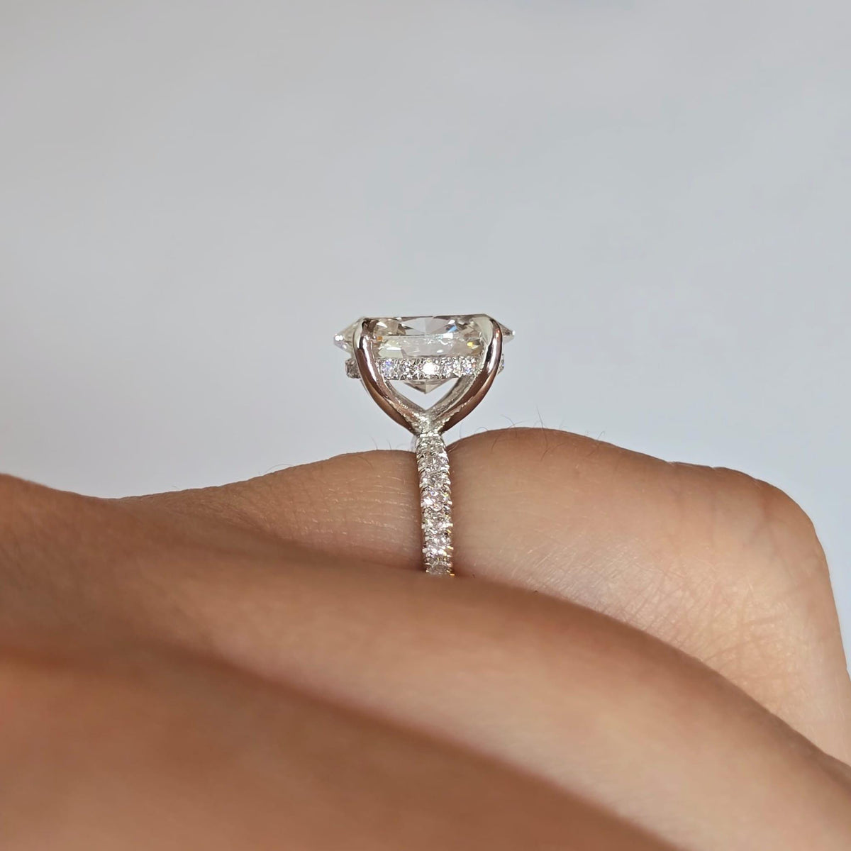 2 Carat Oval Lab Diamond Engagement Ring: 14K Gold Hidden Halo, IGI Certified