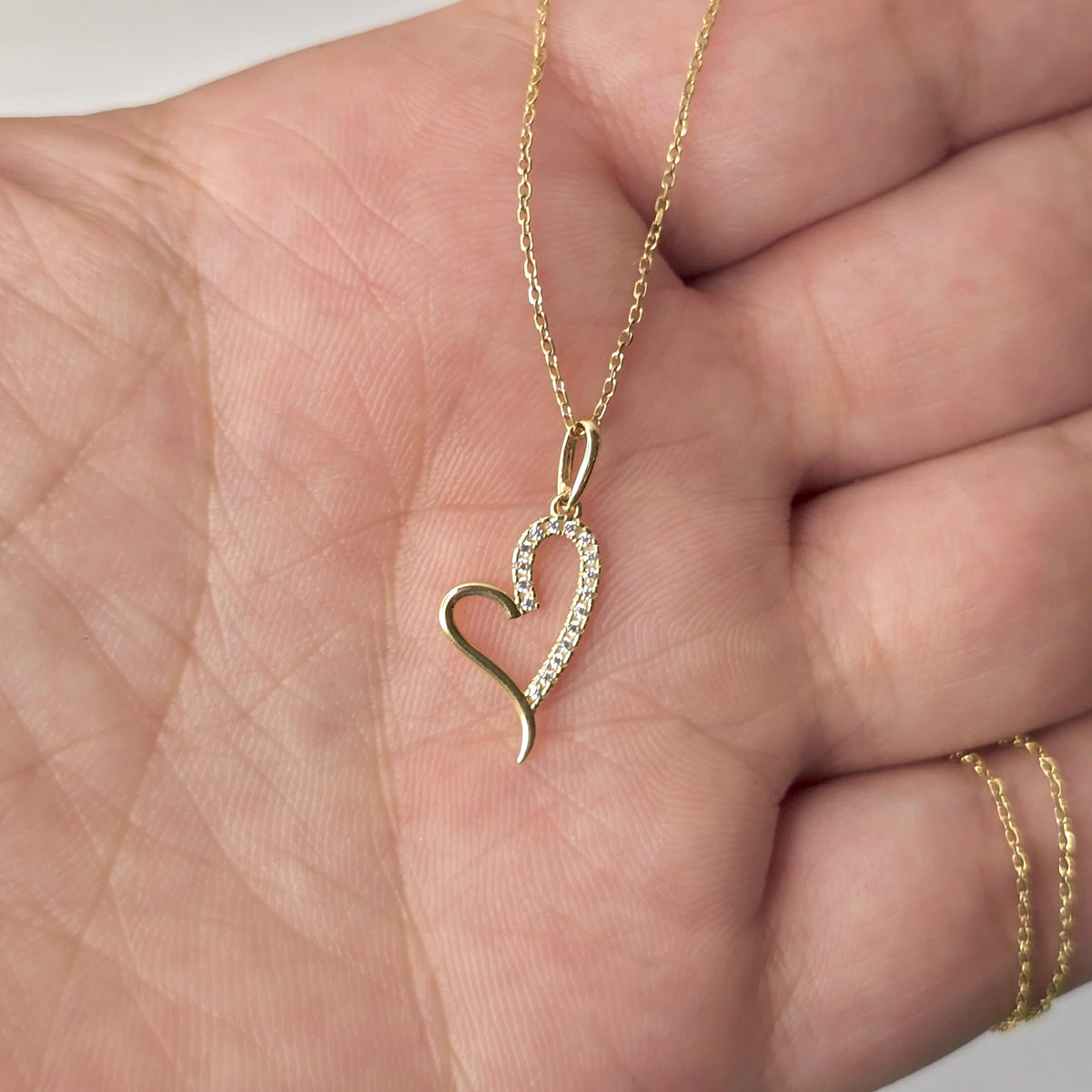 14K Solid Gold Diamond Heart Necklace – Dainty Heart Pendant, Real Gold Diamond Necklace for Women, Minimalist Jewelry, Gift for Her