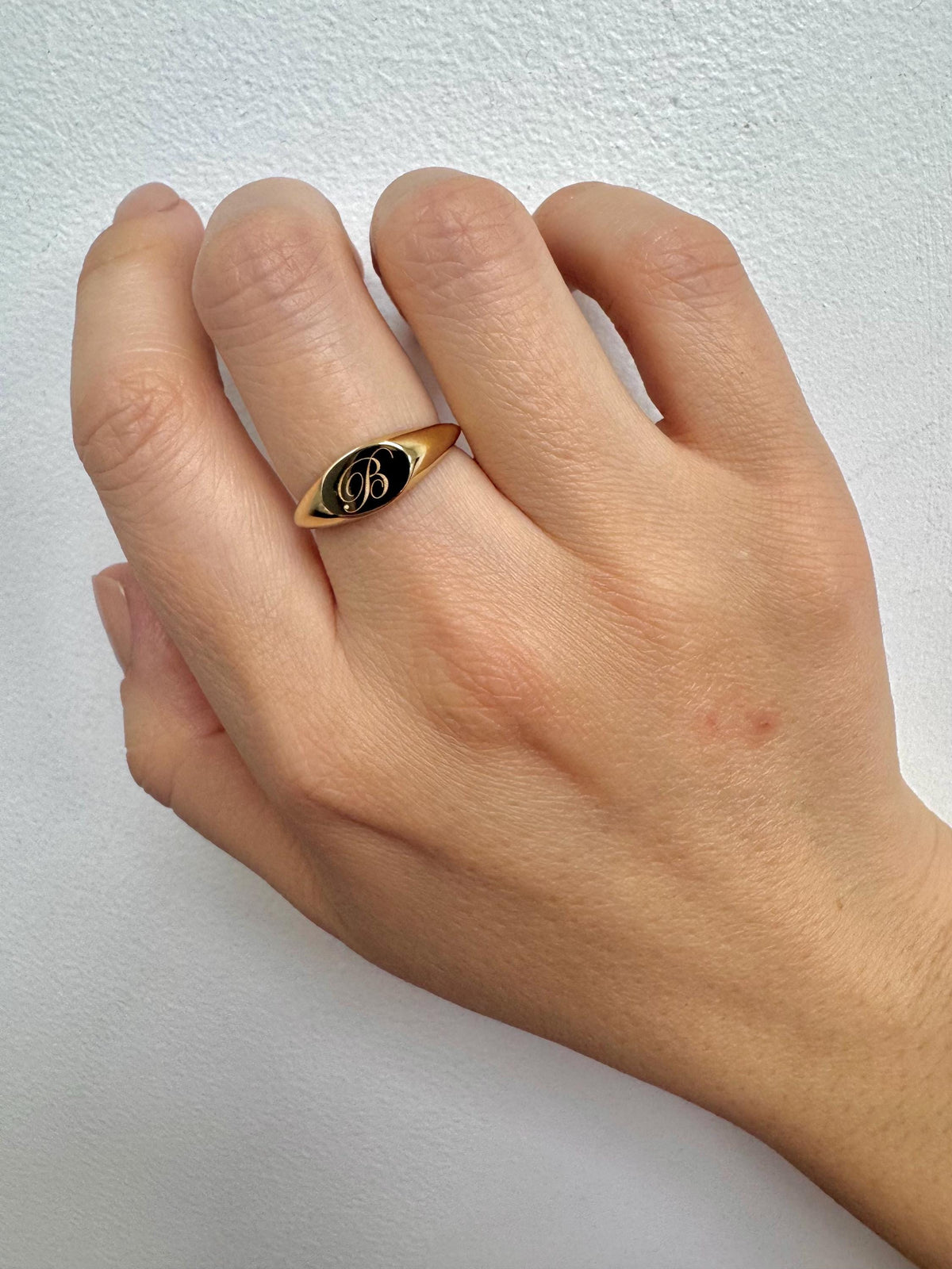 14k Solid Gold Oval Signet Ring • Personalized Engravable Jewelry • Engraved Pinky Ring