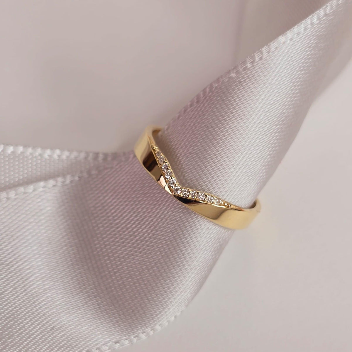 Diamond Chevron Wedding Band: 14K Gold V-Shape Stacking Ring