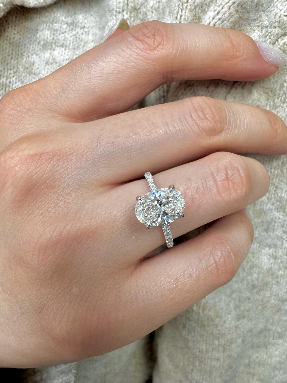 2 Carat Oval Lab Diamond Engagement Ring: 14K Gold Hidden Halo, IGI Certified