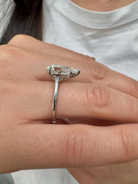 4 Carat E VVS2 Pear Cut Lab Grown Diamond Engagement Ring: 14K Gold Solitaire