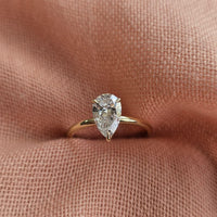 1 Carat E -VVS2 Pear Cut Lab Grown Diamond Engagement Ring: 14K Gold Solitaire