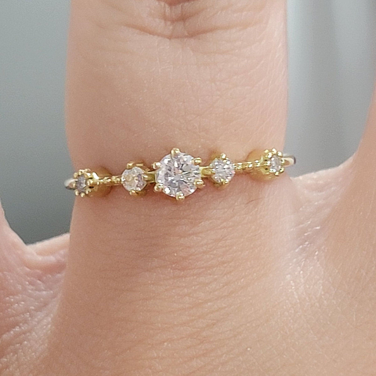 Diamond Engagement Ring in 14k (1/4 Ct. TW.) 0.28 Carat G- VS2 Excellent Cut Round Diamond