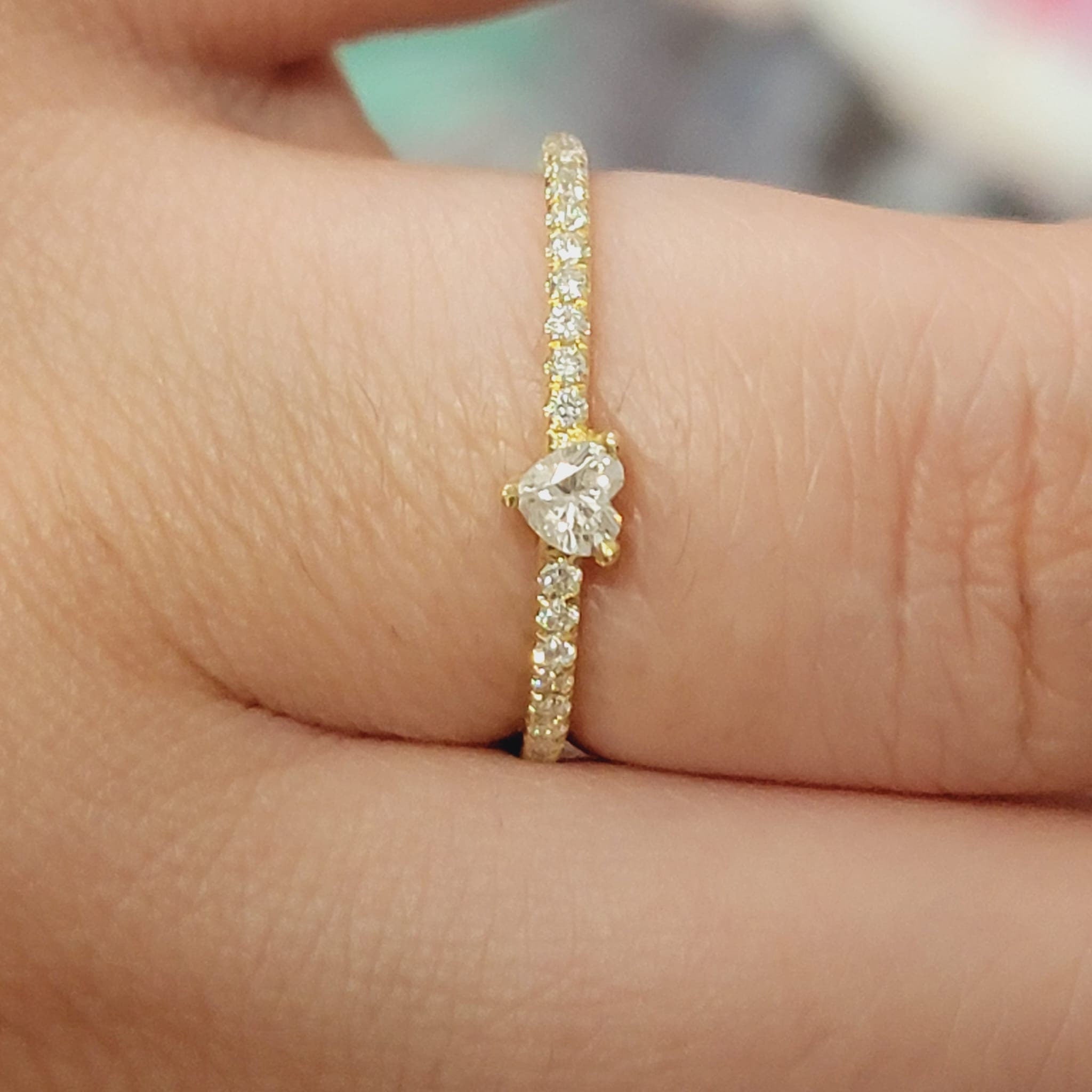 14k Gold Three Stone Dainty Diamond Twisted Ring – FERKOS FJ